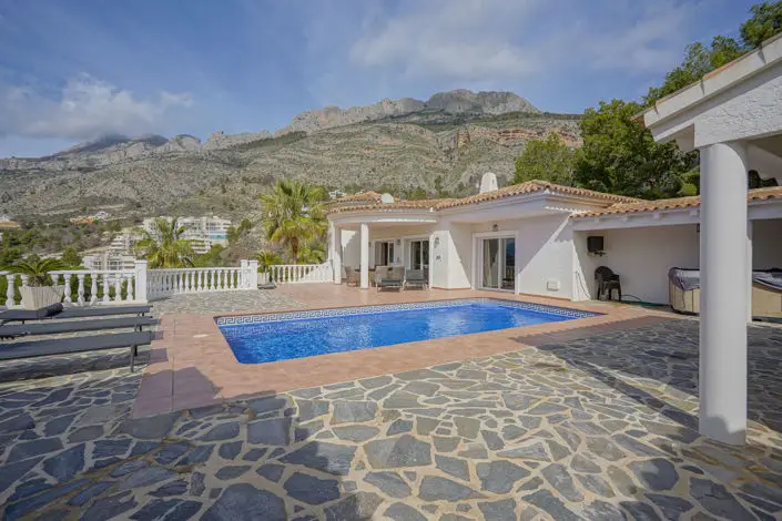 Villa de Lujo en Altea 4 Dormitorios Piscina Vistas Montaña