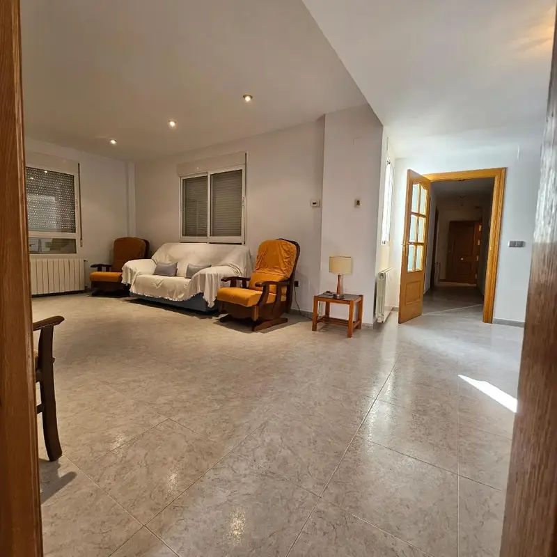 Venta Casa con Calefacci	ón en Centro Calasparra