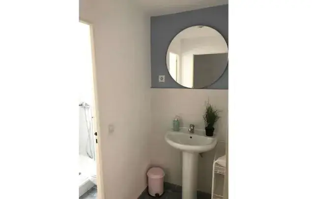 Rent a room in Madrid