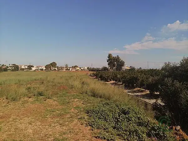 Villa de Lujo en Parcela Rústica con Licencia - Costa Blanca