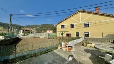 Casa en venta en Calle Barrio La Gandara