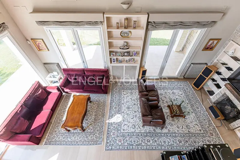 Chalet de Lujo en Pedralbes 5 Habitaciones Piscina Jardin Barcelona