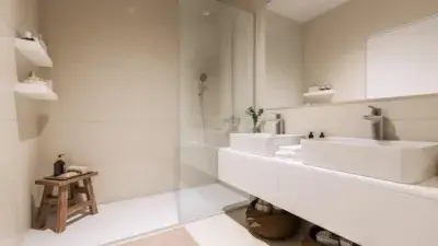 Pisos en Venta en Estepona  Lagumare41