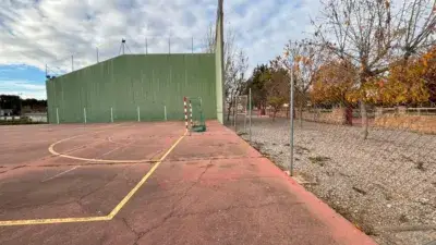 Casa en Venta Sariñena 78m² 3 Dormitorios Jardin 400m²