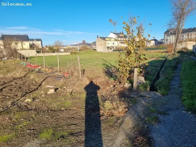 Terreno Urbano 2448m2 Flores del Sil Ponferrada