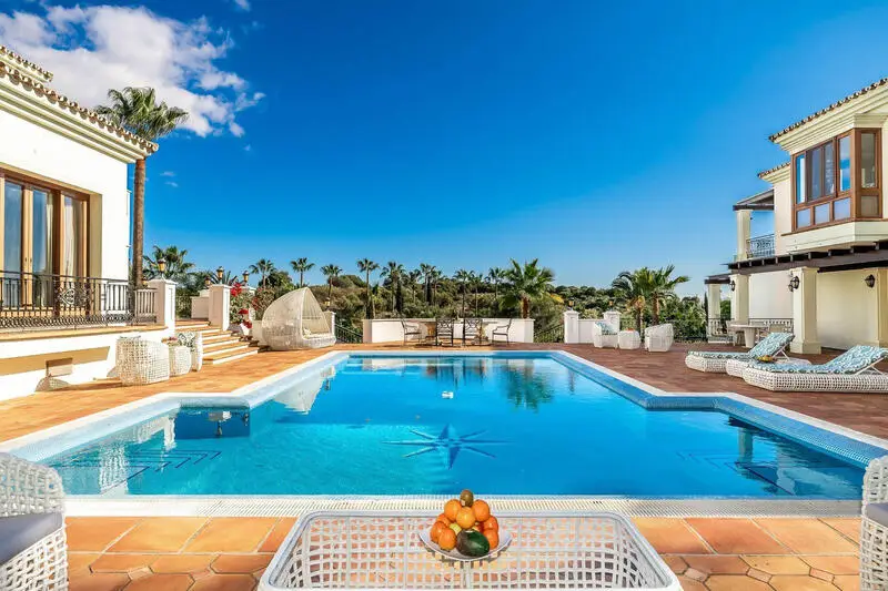 16 Dormitorios Villa de Lujo en Benahavis