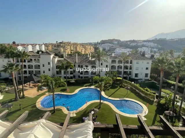 Atico 2 Dormitorios Selwo Estepona