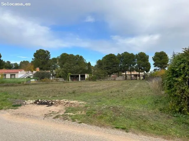 Parcela Urbana en Caudete 1737m2 Ideal para Construir