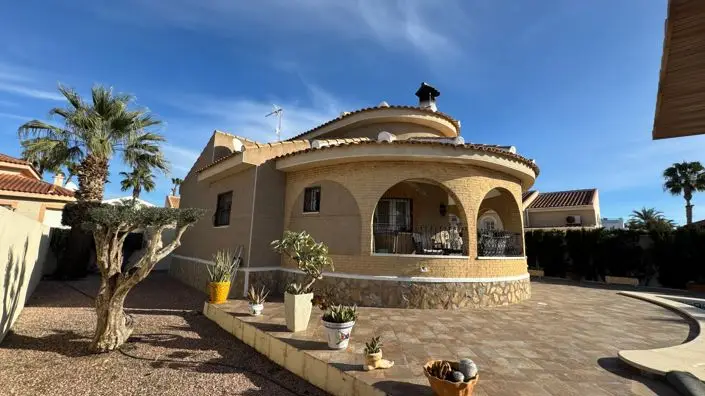 Villa 3 Dormitorios en Venta cerca de Elche