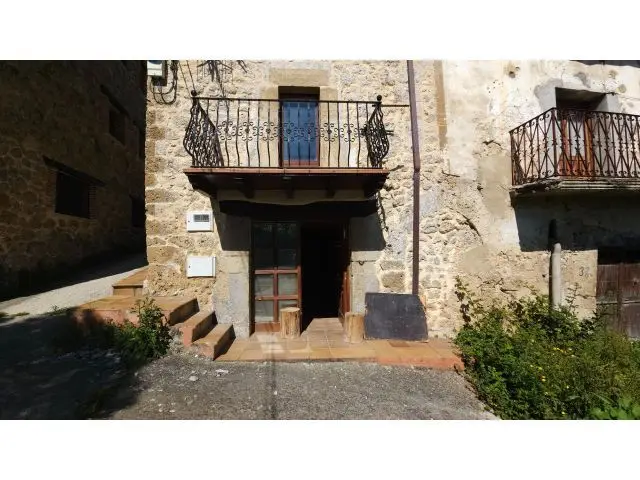 Casa Con Dos Viviendas En Venta En El Barrio Santiago De Villanueva