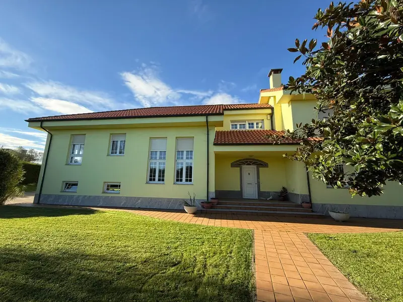 Chalet 5 Habitaciones Avilés