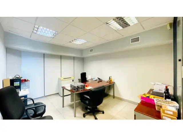 Local Comercial 120m2 Can Valero Esquina