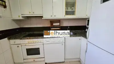 Piso en venta en Calle de Gregorio Uzquiano 85m2 3 habitaciones