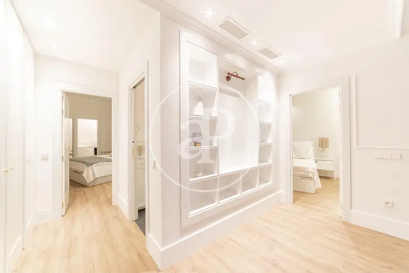 Apartamento en alquiler Madrid Almagro totalmente reformado