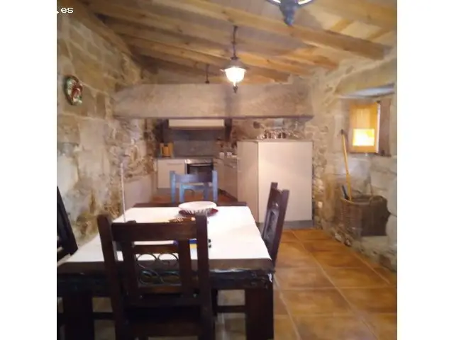 Bonita Casa de Piedra Reformada en Laxe