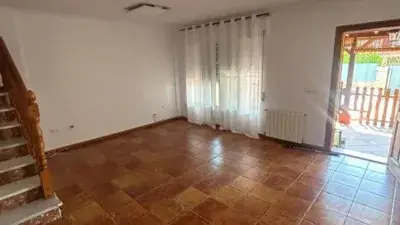 Casa en Alquiler Santiago de la Ribera 4 Dormitorios 2 Baños Cerca de la Playa
