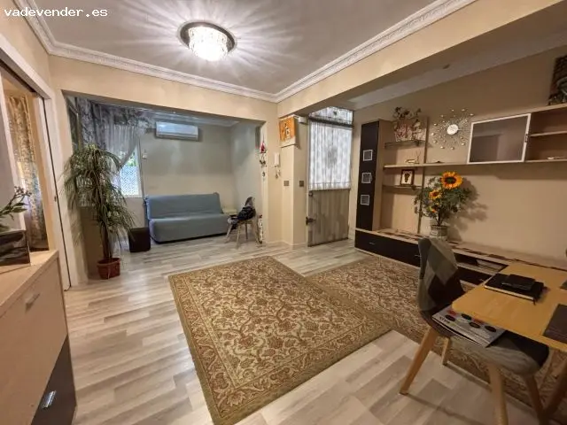 PISO REFORMADO 2 DORMITORIOS PLANTA BAJA Amueblado