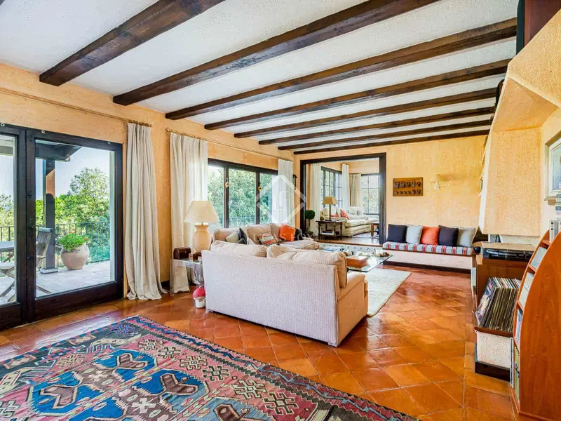 Chalet en venta Llafranc 6 suites jardin piscina parking