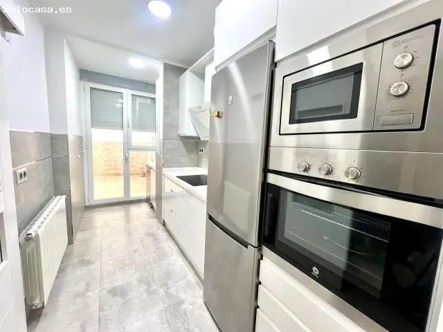 Piso Amueblado Miralvalle: Moderno y acogedor