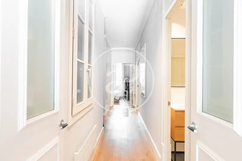 Apartamento en Eixample de Lujo Totalmente Renovado