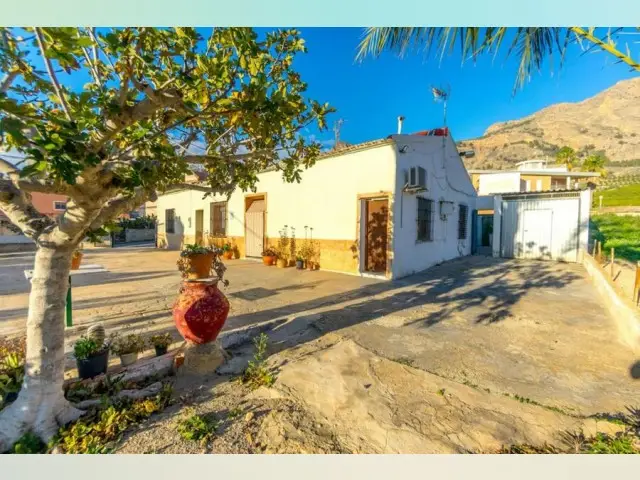 Casa Rustica en Orihuela 4 Dormitorios Gran Oportunidad