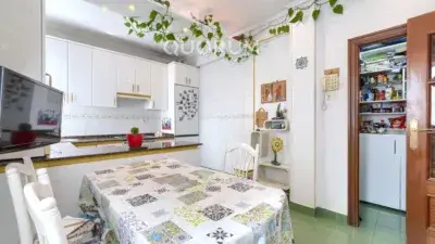 Piso en Venta Basauri Zona Ayuntamiento Basozelai 55m2