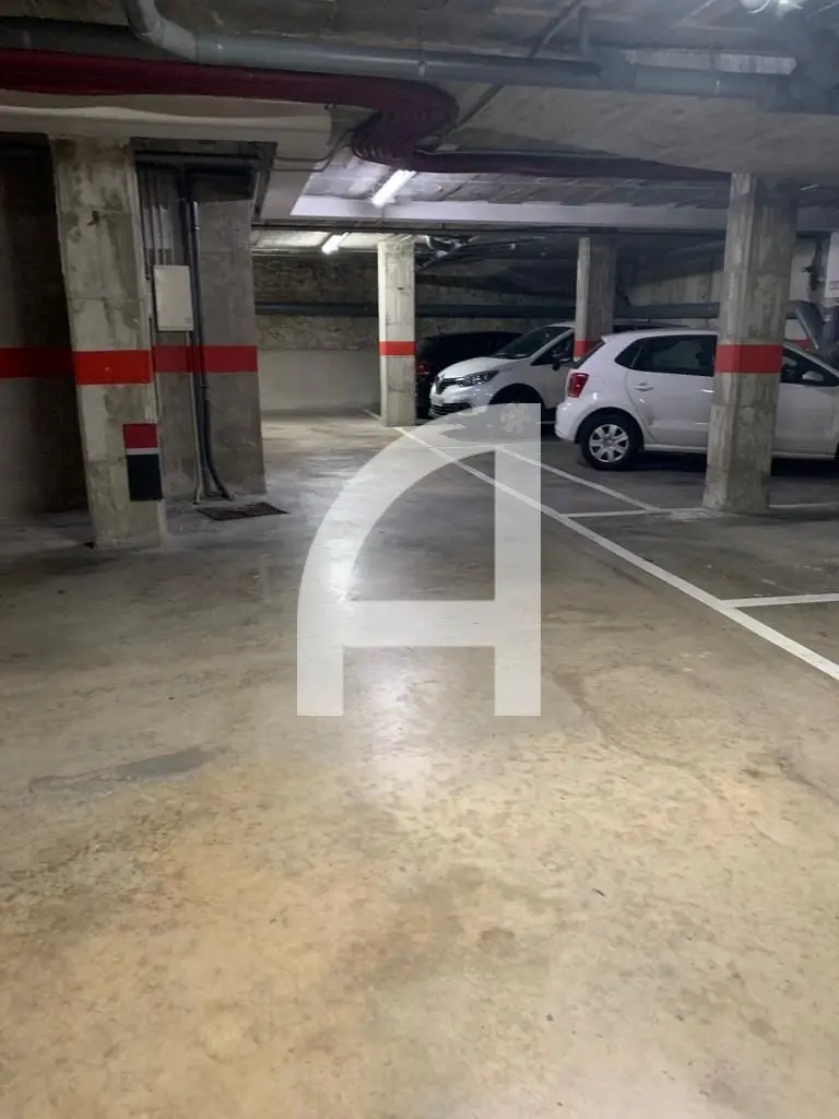 Garaje en venta en Girona zona estacion AVE