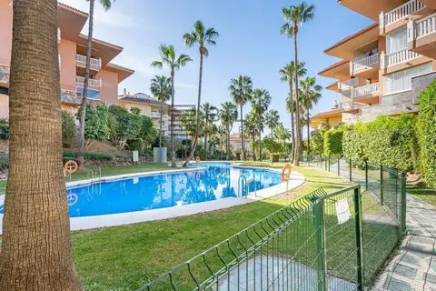 Piso de 2 Dormitorios en venta Fuengirola, España