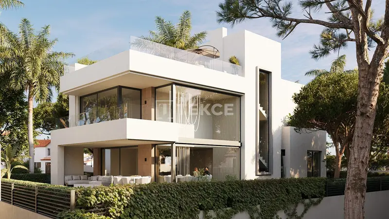 Villas de Lujo en Marbella Cerca de la Playa