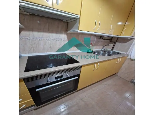Alquiler Piso Reyes Huertas Caceres 4 habitaciones 110m2