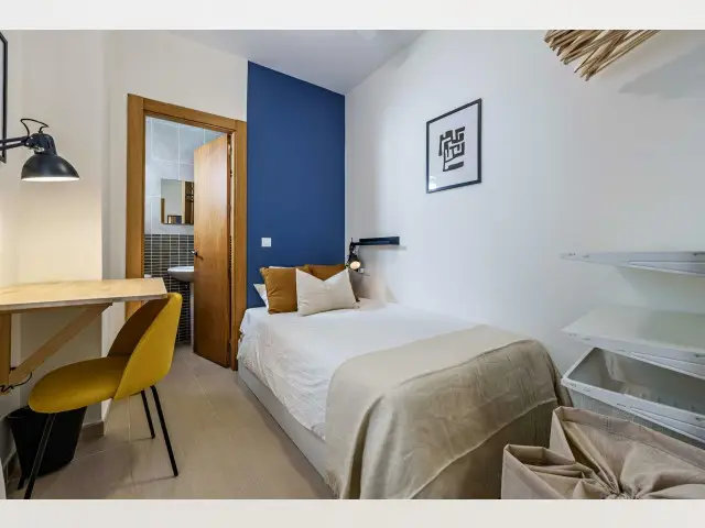 Habitación Alquiler Málaga Coliving Estudiantes Jóvenes
