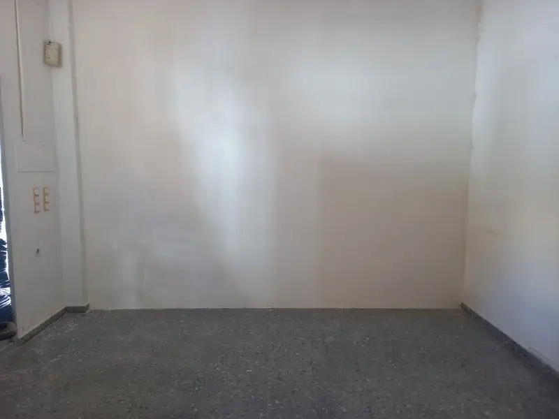 Venta Local Comercial Trevélez 77m2 - 4 Salas - 2 Baños