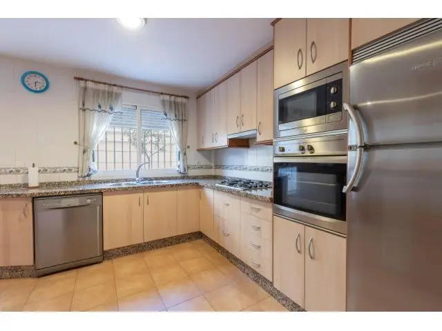 Casa en Venta en Maracena Granada Ideal para Familias