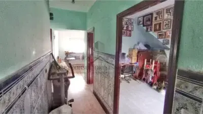 Casa en venta en Alcalá de Guadaíra centro 7 habitaciones
