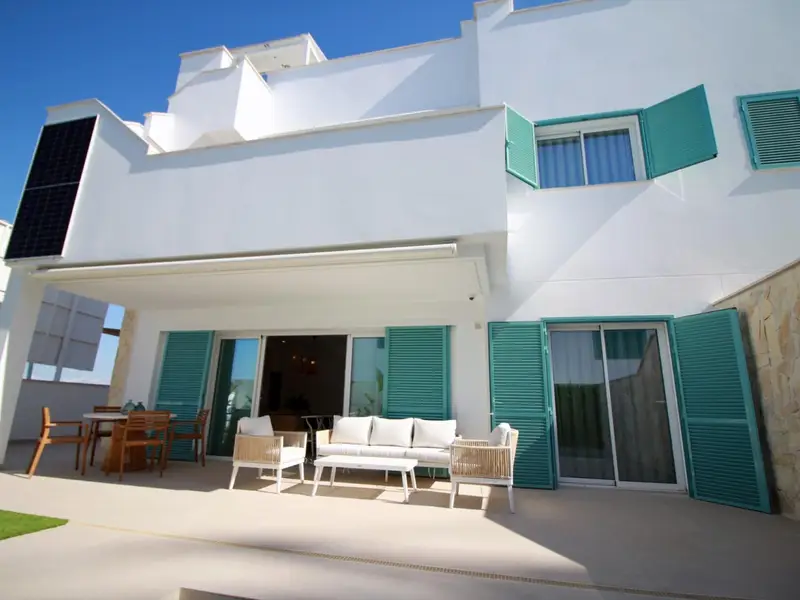 Bungalows en Torre de la Horadada cerca de la playa