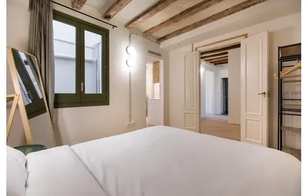 Suite Moderna 22m2 en Eixample Barcelona Estancia Minima 32 Noches