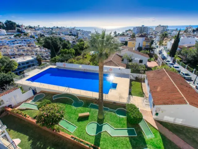 Apartamento 2 Dormitorios Nerja España Cerca Playa Piscina Wifi