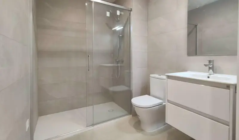 Piso en venta 83m2 3 habitaciones 2 baños reformado a estrenar