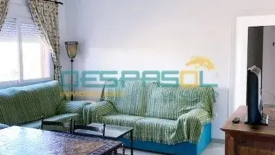 Apartamento en Alquiler Calle Vespasiano Cerca de la Playa La Barrosa