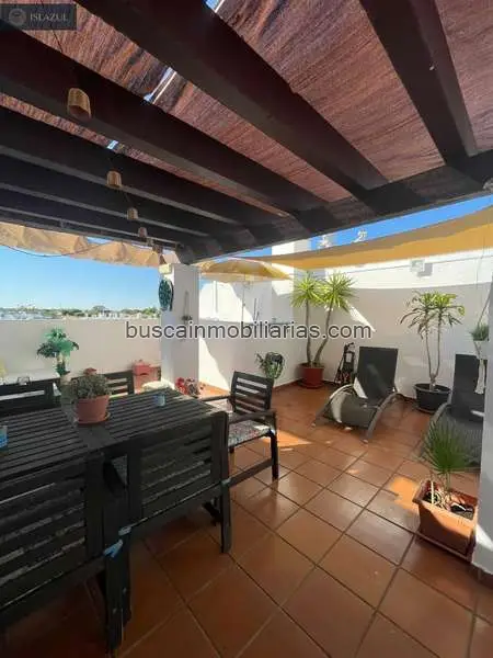 Ático en Islantilla con Terraza Solárium y Piscina