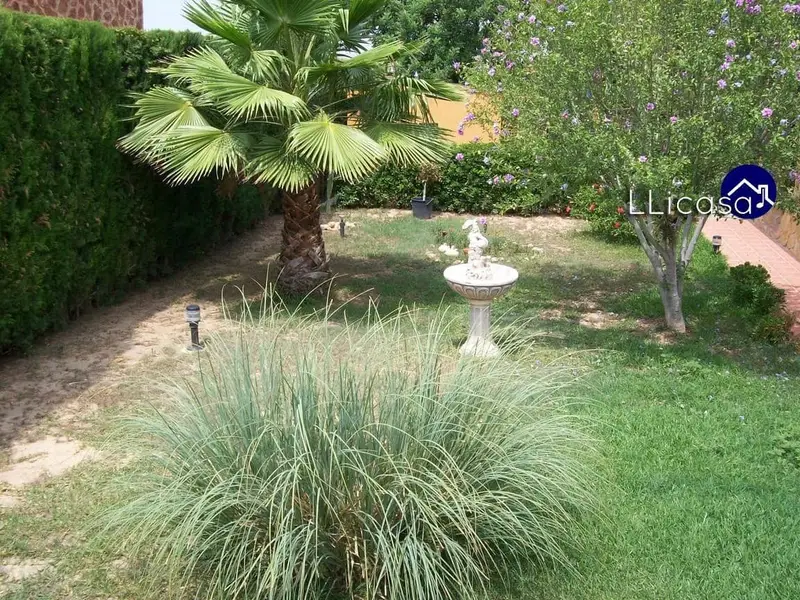 Chalet en venta en Llíria, Valencia