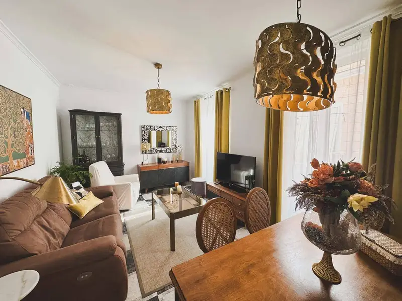 Piso en venta en Cadiz ciudad: Espacioso, funcional y en perfecto estado