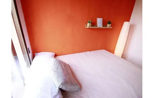 Habitacion en piso compartido en Sant Antoni Barcelona