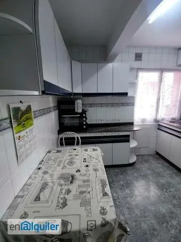 Piso en Alquiler Oviedo 90m2 3 Dormitorios Terraza