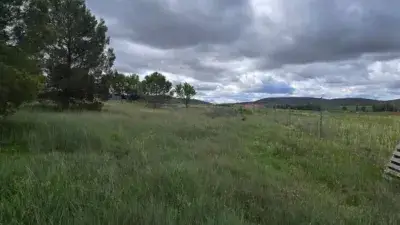 Casa Rústica en Venta cerca de Sigüenza con Posibilidad de Edificar