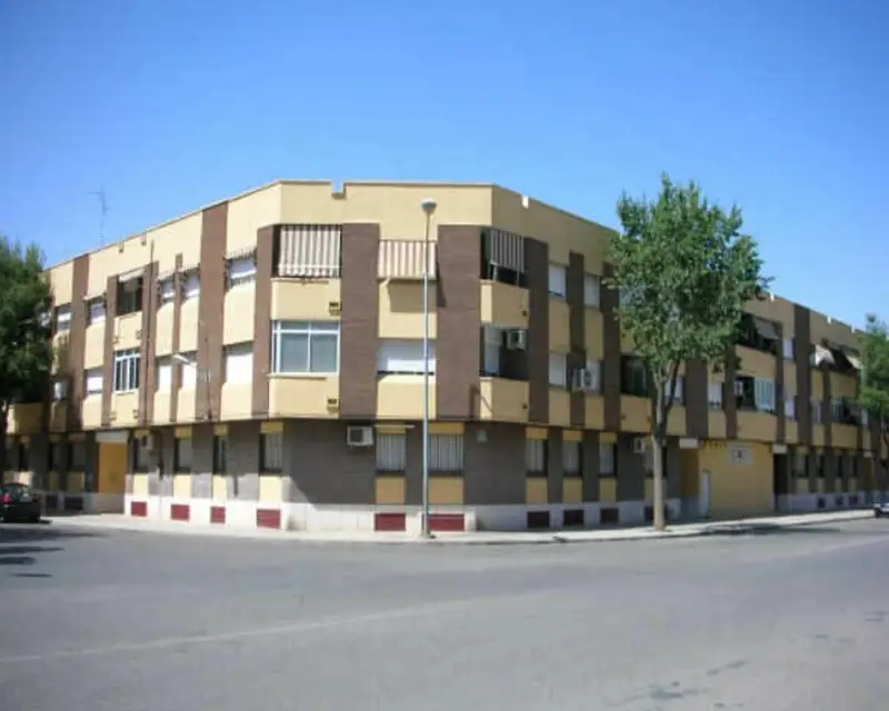 Garaje en Venta en Manzanares Av Manuel Piña
