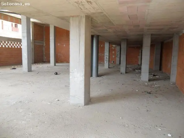 Local Comercial en Orihuela Puente Rey 340m2 190m2 Altillo