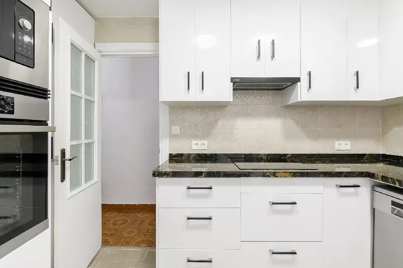 Venta Piso con Terraza en Centro Motril 3 Habitaciones Reformado