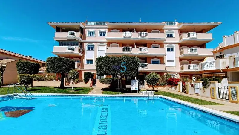 Apartamento 3 Dormitorios Cabo Roig Cerca de la Playa
