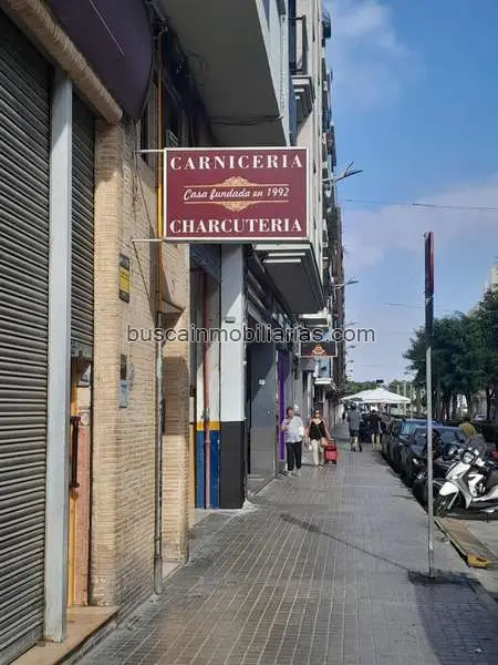 Local Comercial en Mislata - Traspaso con Maquinaria Incluida